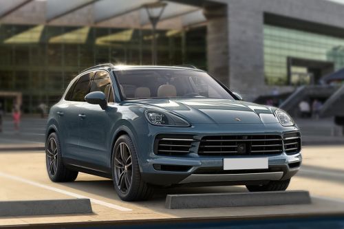 Porsche Cayenne  (2022-2024) Front Cross Side View