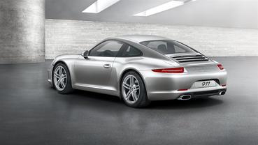 911 Carrera Side view