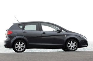 ALTEA  XL Side view