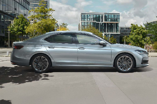 Superb Medium Angle Front View