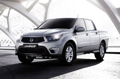 Ssangyong Actyon Sport Front Side View