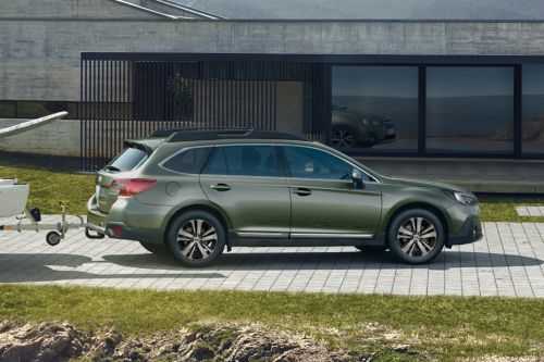 Subaru Outback (2012-2021) Drivers Sideview