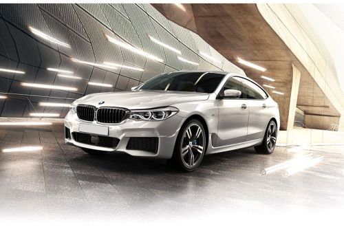 6 Series Gran Turismo Front angle low view