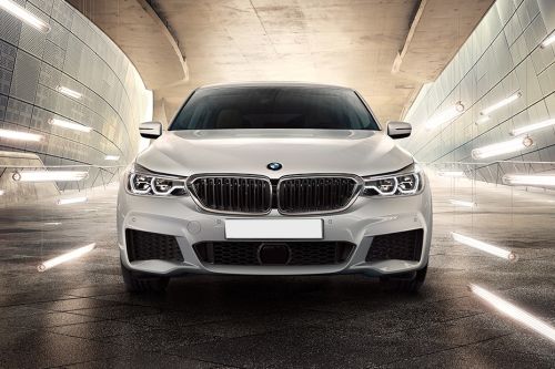 Full Front View of 6 Series Gran Turismo