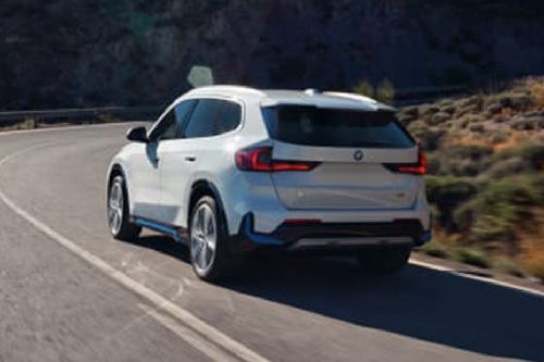 Rear Cross Side View of BMW IX1
