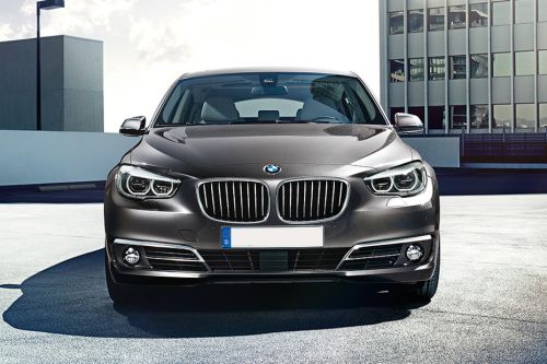 Full Front View of 5 Series Gran Turismo
