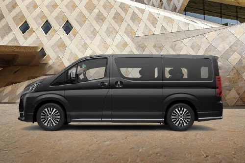 Toyota Granvia Full Side View