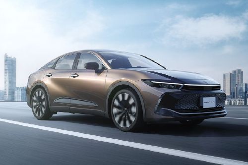 Toyota Crown Hybrid Front Medium View