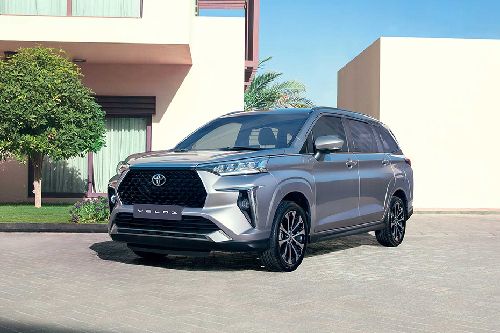 Toyota Veloz Full Side View