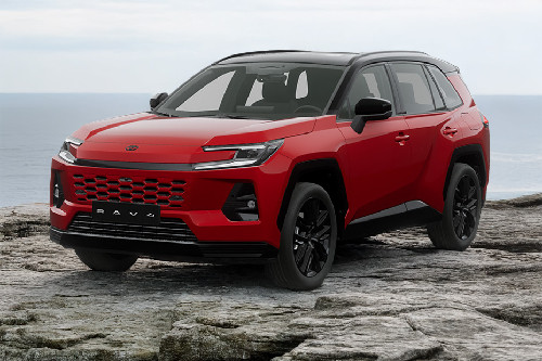 RAV 4 HEV Front angle low view