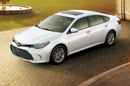 Avalon (2012-2021) Front angle low view