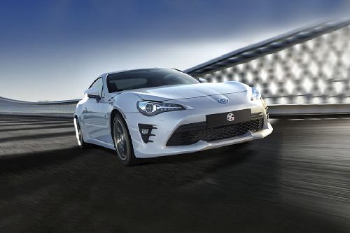 86 Front angle low view