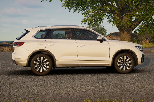 Touareg Medium Angle Front View