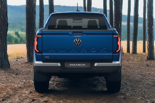 Full Rear View of Volkswagen Amarok