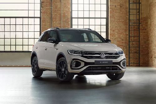 T-Roc Front angle low view