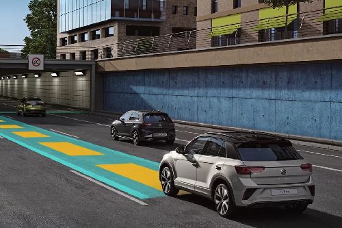 T-Roc Rear angle view