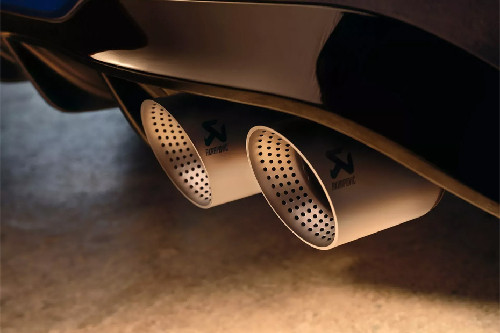Exhaust Pipe of Volkswagen Golf R