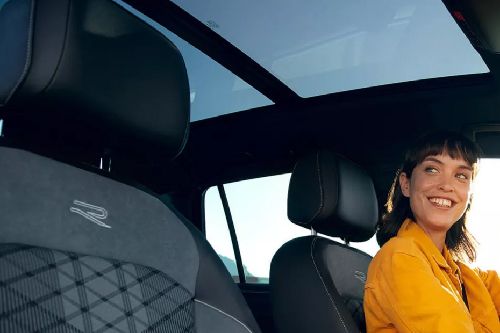 Volkswagen Tiguan (2022-2024) Sunroof Moonroof