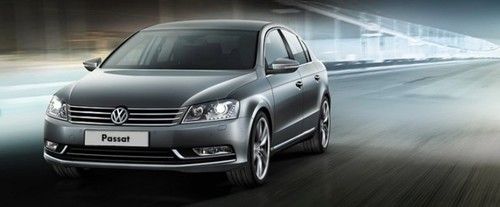 Passat (2012-2021) Front angle low view