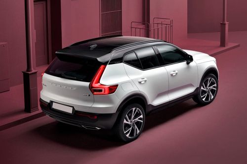XC40 (2018-2022) Rear Low Angle View