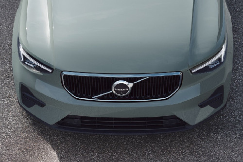 XC40 Grille View