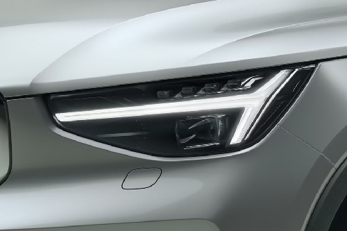 XC40 Headlight