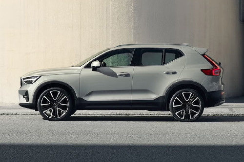 XC40 Side view