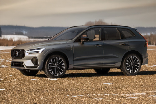 XC60 Front angle low view