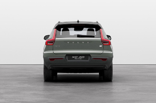 Full Rear View of Volvo XC40 Recharge