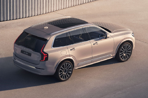 XC90 Rear angle view