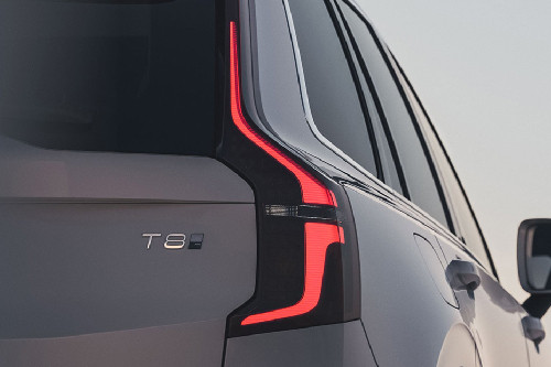 XC90 Tail light