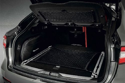 Trunk Open Closer View of Levante