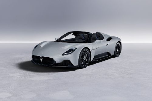 MC20 Cielo Front angle low view