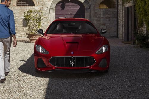 Full Front View of GranTurismo (2012-2021)