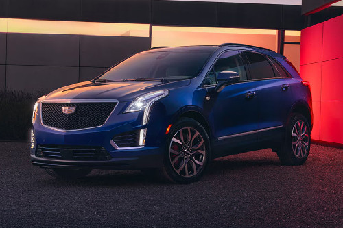 Cadillac XT5 Front Side View