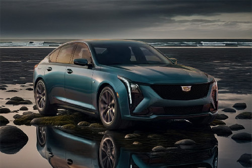 Cadillac CT5 Front Cross Side View