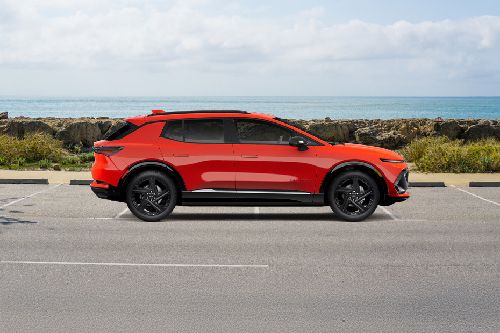 Equinox Ev Medium Angle Front View