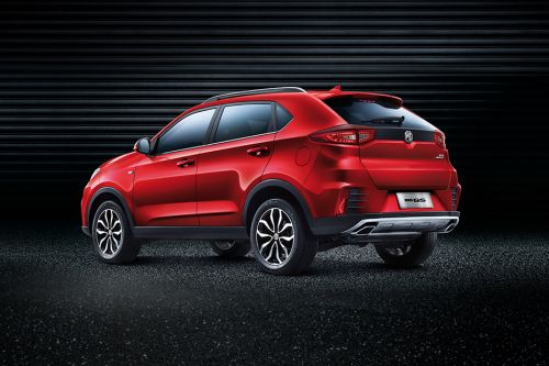 Rear Cross Side View of MG GS