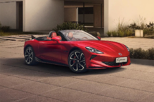 MG Cyberster Front Medium View