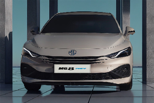 Full Front View of 8 PHEV