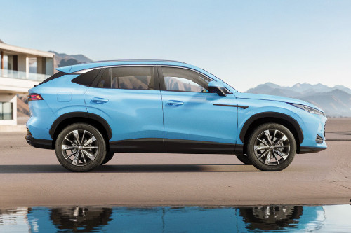 HS  Hybrid Medium Angle Front View