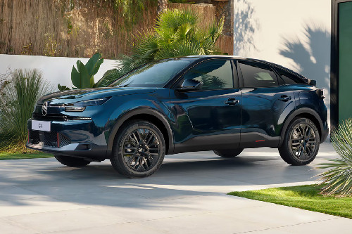 Citroen C4 Front Side View