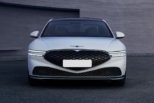 Full Front View of G90