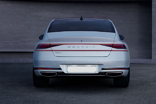 Full Rear View of Genesis G90