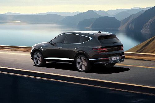 Rear Cross Side View of Genesis GV80