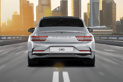 Full Rear View of Genesis G80