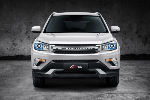 Full Front View of CS75