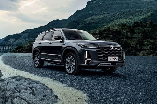 Changan CS95 Front Medium View