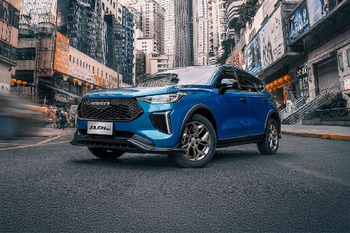 Jolion Pro Front deep low Angle View