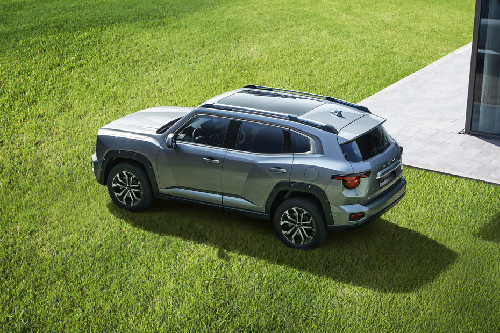 Rear Cross Side View of Haval H7